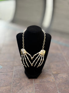 Skeleton Hands Rhinestone Statement Necklace – Silver Gothic Chain Choker